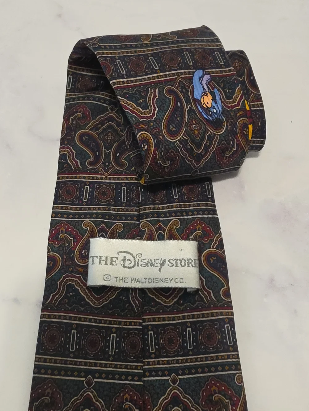 Disney Men's Paisley Novelty Tie with Winnie-the-Pooh Characters
